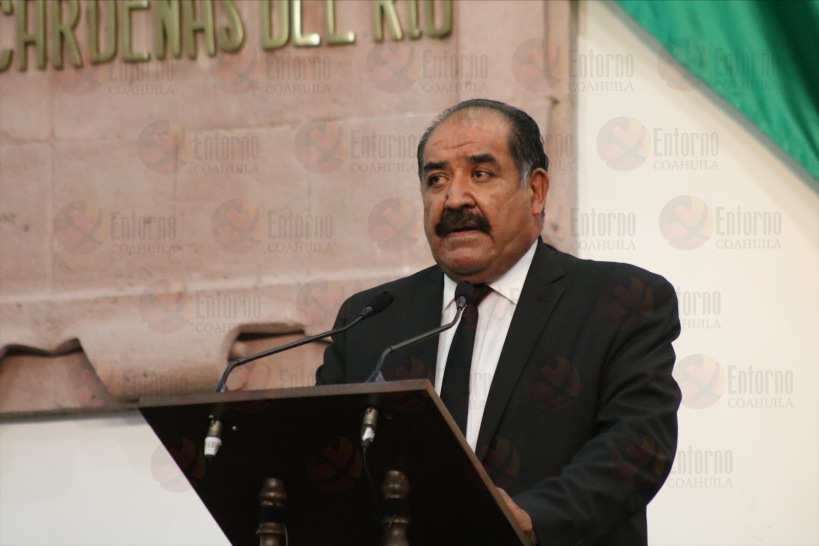 Propone Morena castigar y <br>multar a personas que no voten