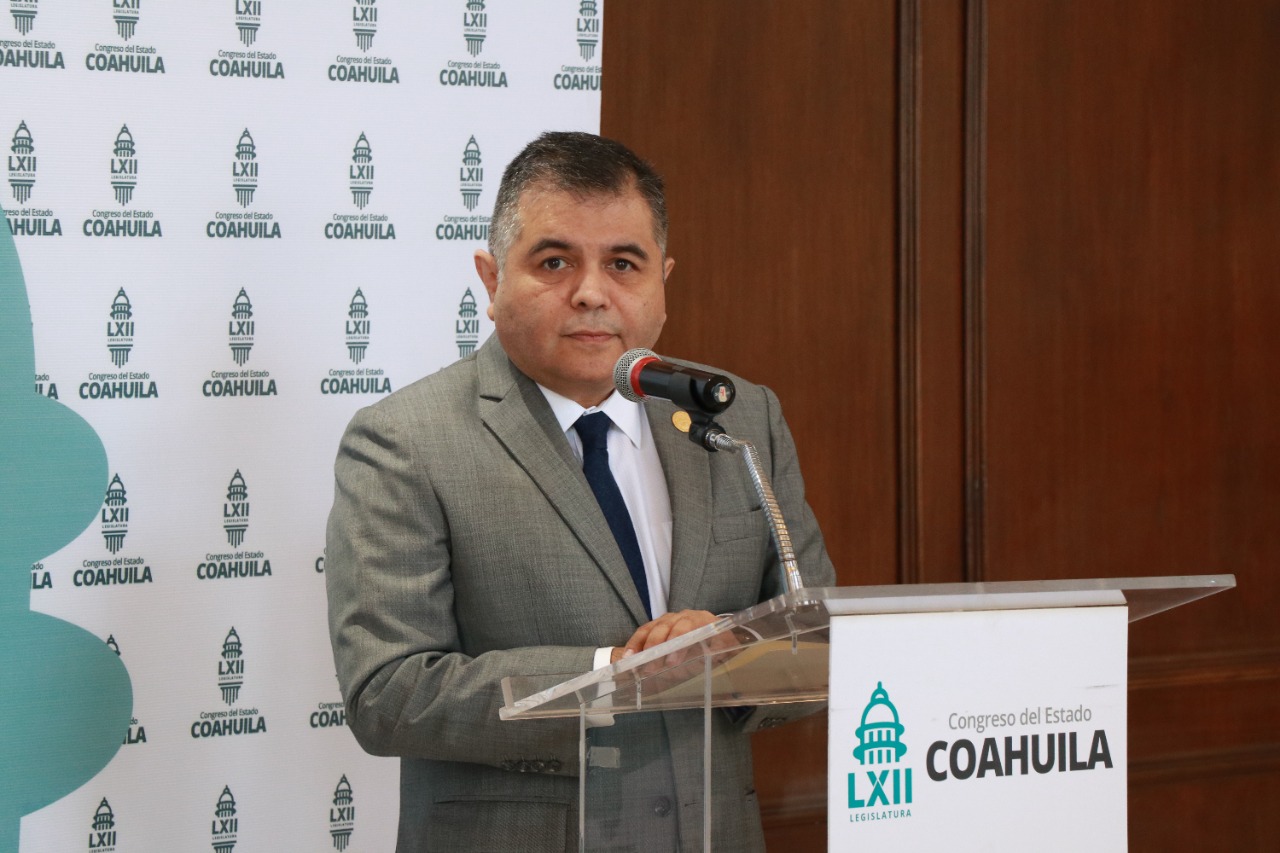 Presupuesto de egresos de la federación 2022 <br>afecta a estados y municipios con recortes: Olmos