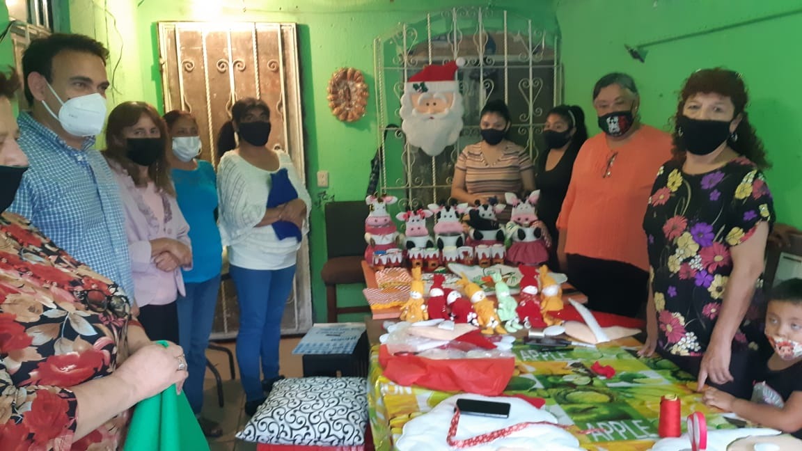 Impulsa Álvaro emprendimiento en su distrito