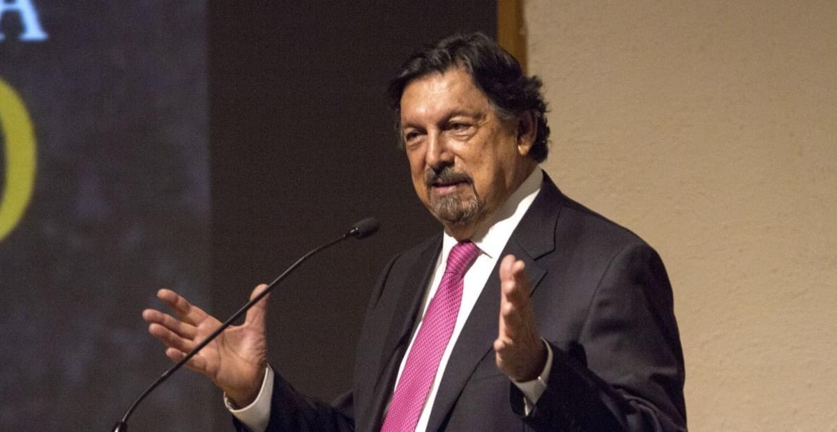 Da millones a hijo de “Napito” empresa <br>donde su padre controla el Sindicato