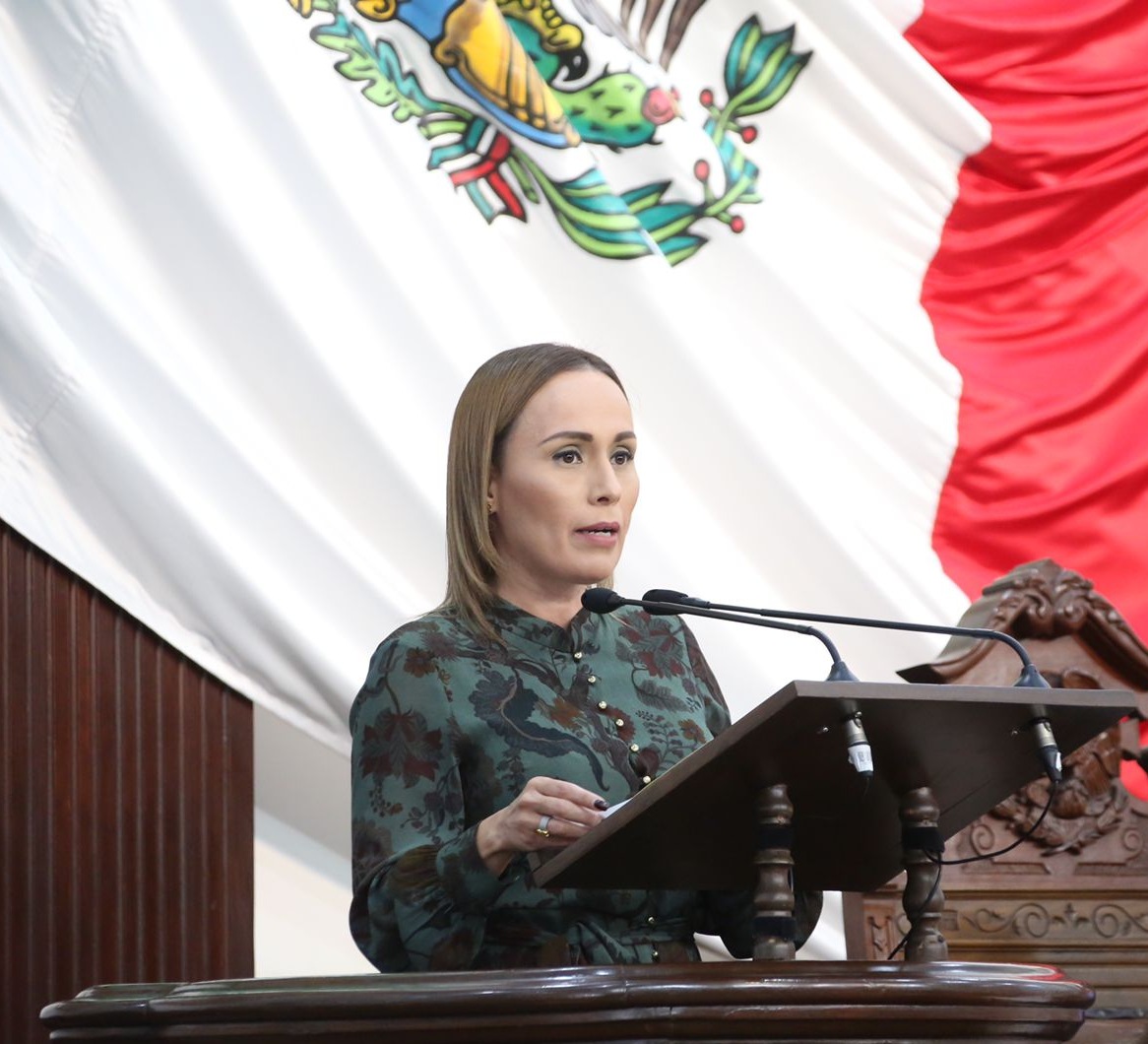 Reconoce Olivia Martínez a personal y alumnos del Conalep Torreón