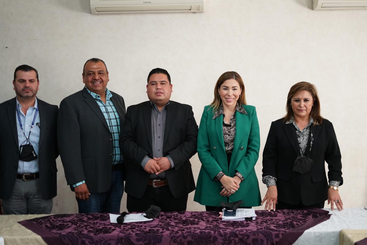 Asume Tania Flores vicepresidencia del Consejo de Simas Carbonífera