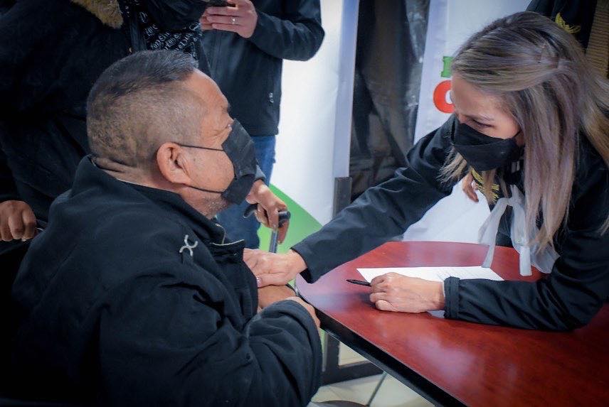 Abre Norma Treviño puertas de <br>la Presidencia a la ciudadanía