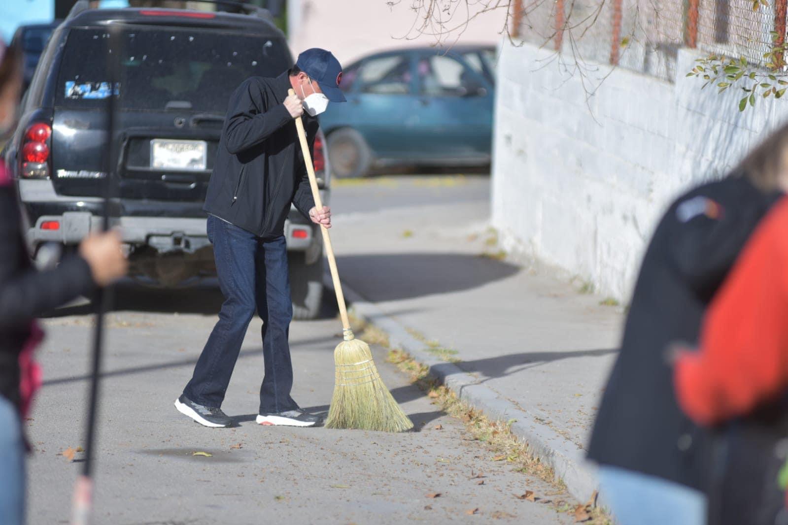 Se suma Alcalde a jornada <br>de limpieza en Acuña