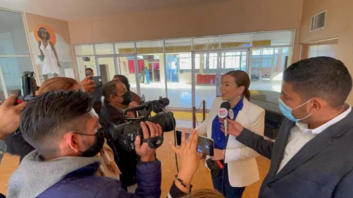 Donará Tania Flores su primer sueldo <br>para rehabilitación de la Casa del Abuelo