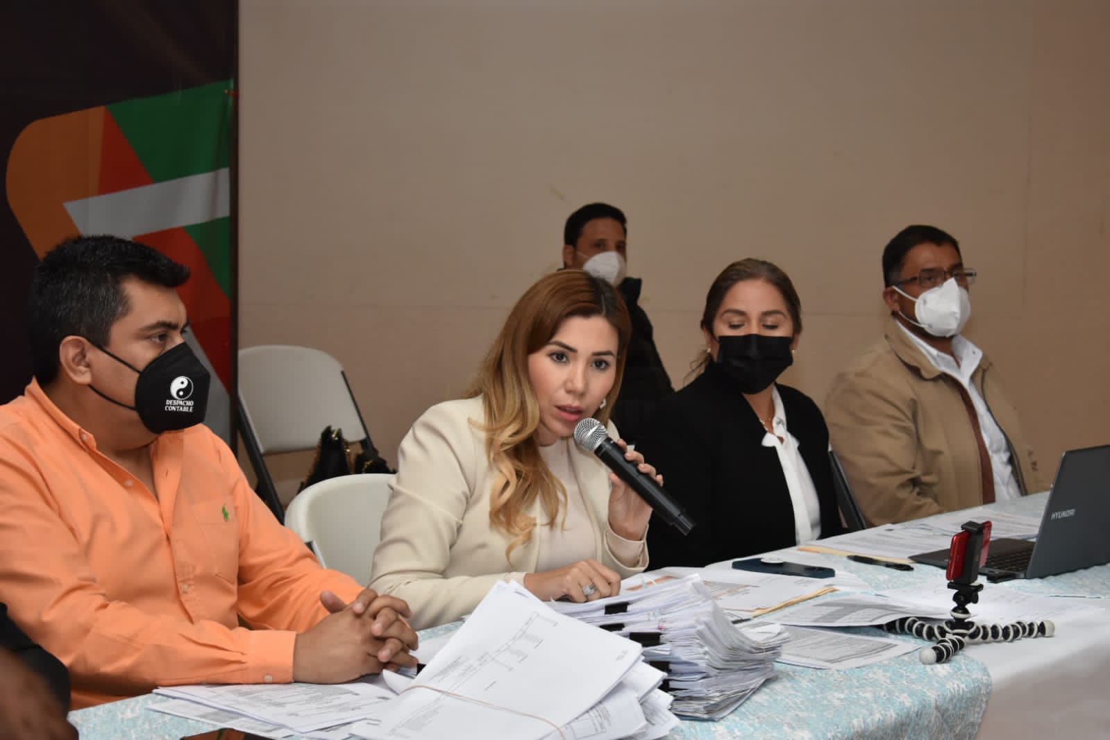 Ahorra gobierno de Tania Flores 7.5 mdp en <br>enero; Cabildo aprueba estado financiero