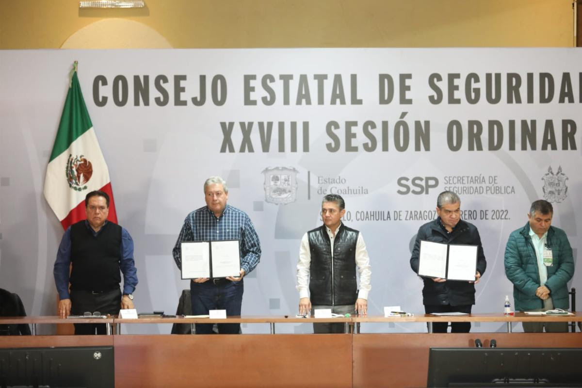 Firma Chema Fraustro con alcaldes Convenio de Coordinación Policial