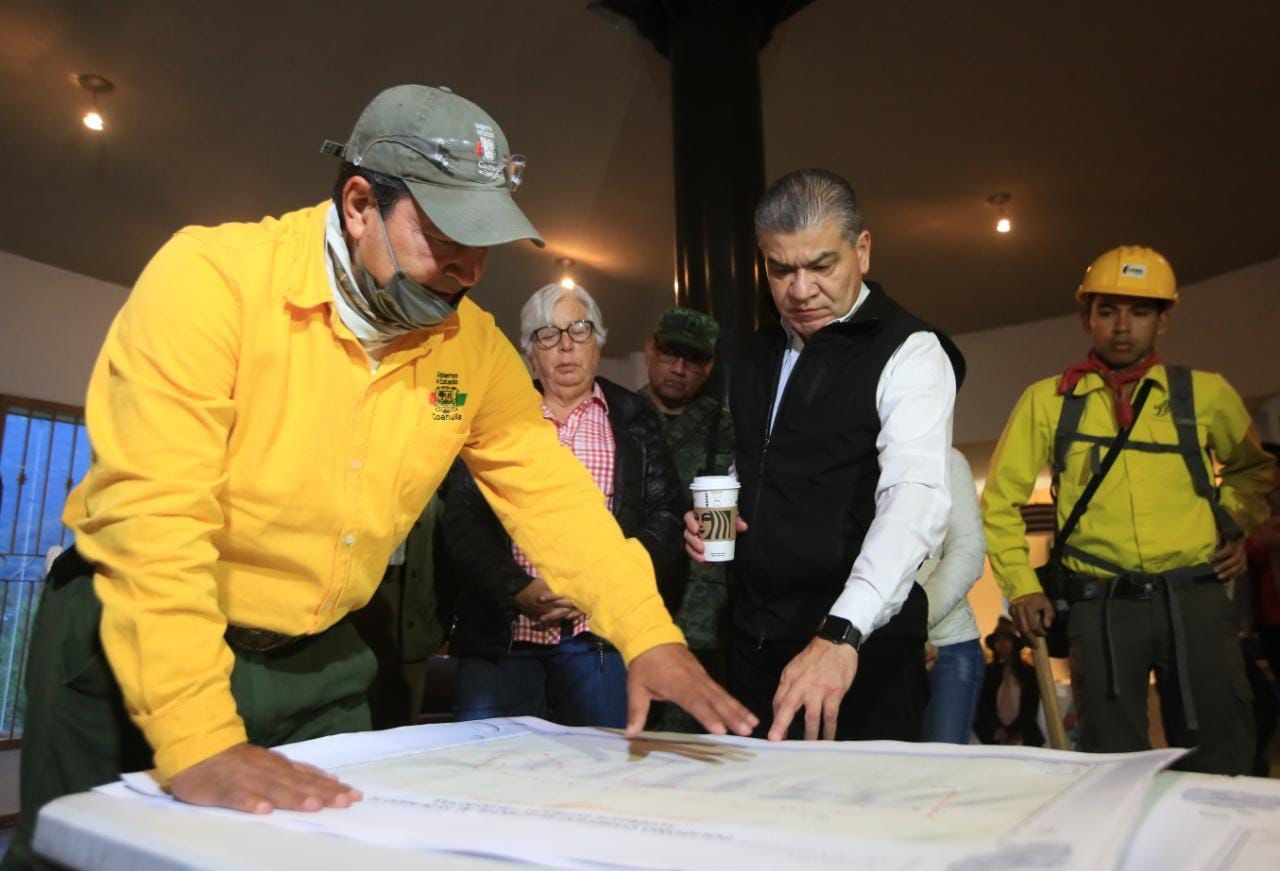 Analiza MARS apoyo del DC-10 <br>contra incendios en Saltillo y Arteaga