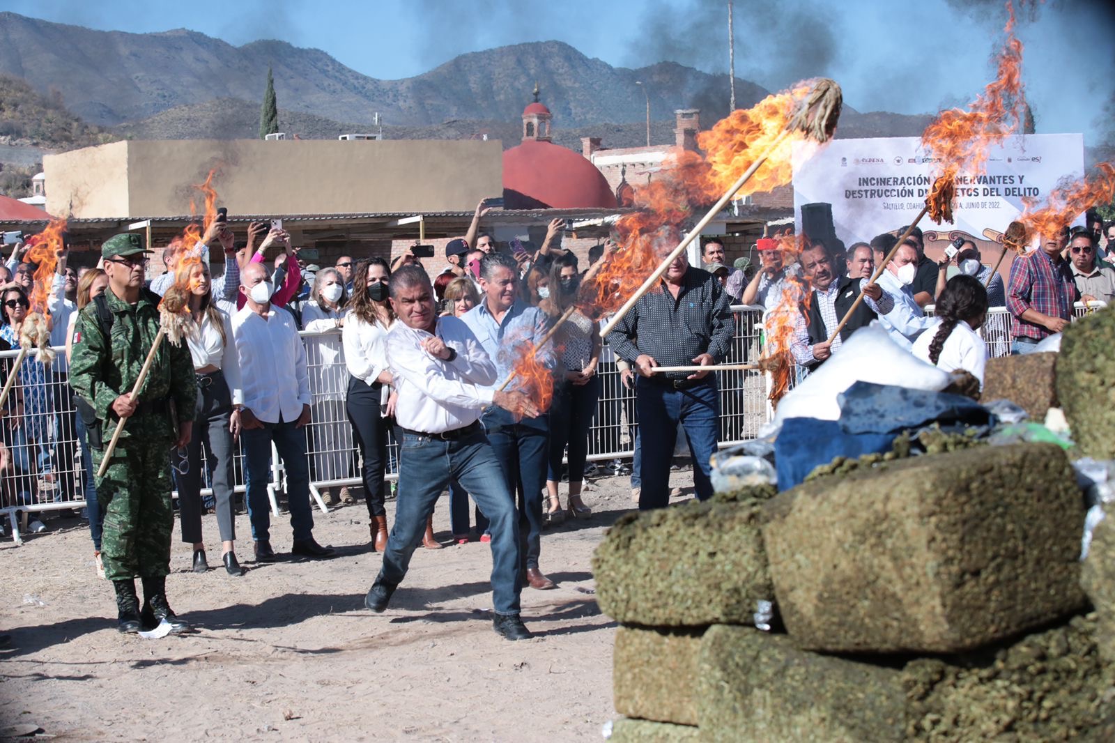 Encabeza MARS incineración de enervantes <br>y objetos del delito por más de 110 mdp