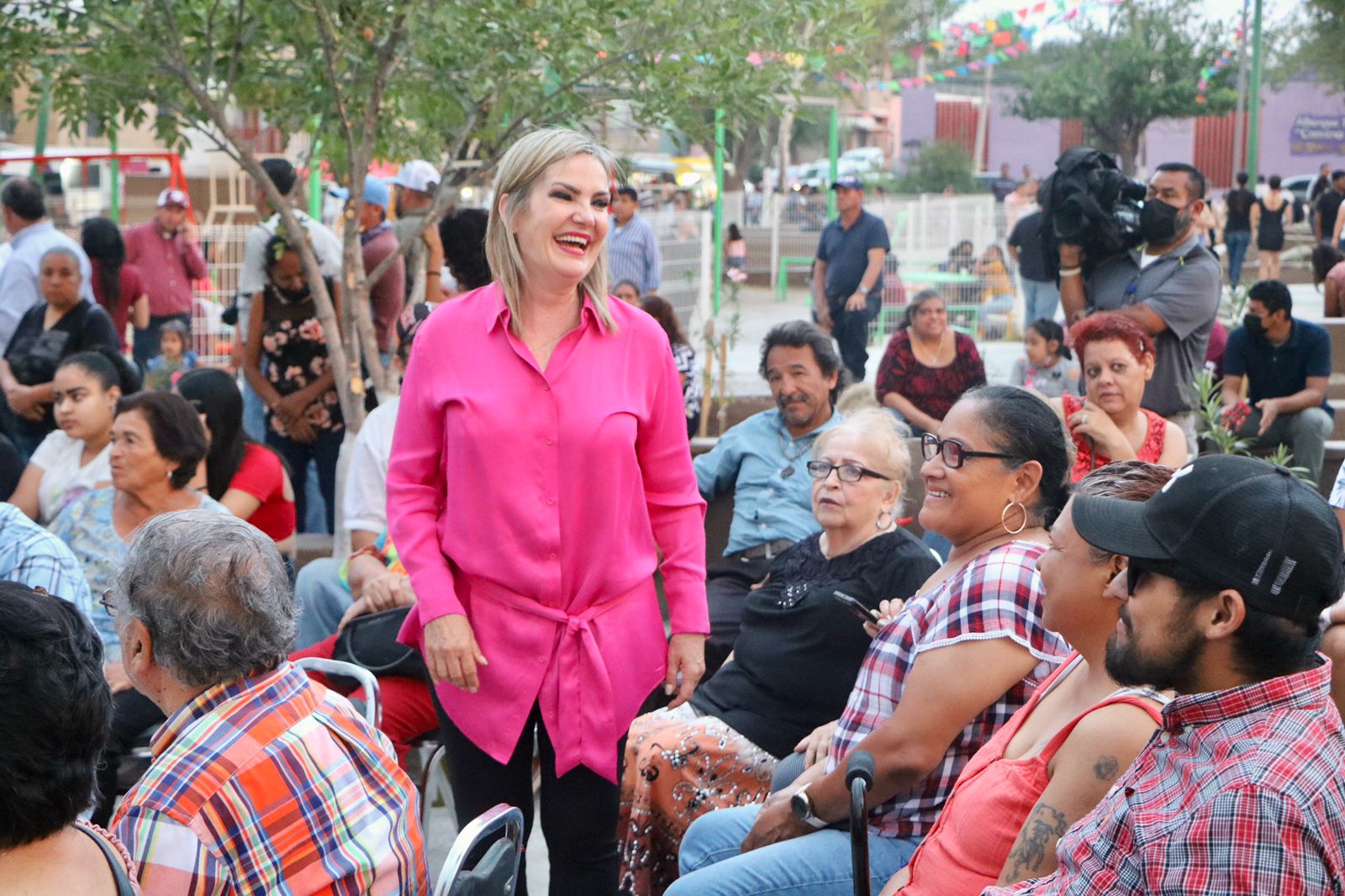 Convive Norma Treviño con su gente <br>en aniversario de la “28 de Junio”