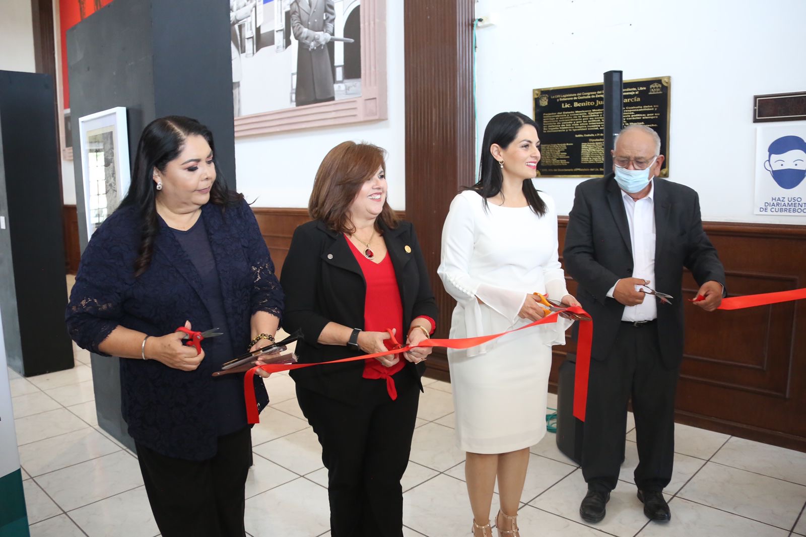 Es Congreso del Estado sede de exposición artística en homenaje a Benito Juárez