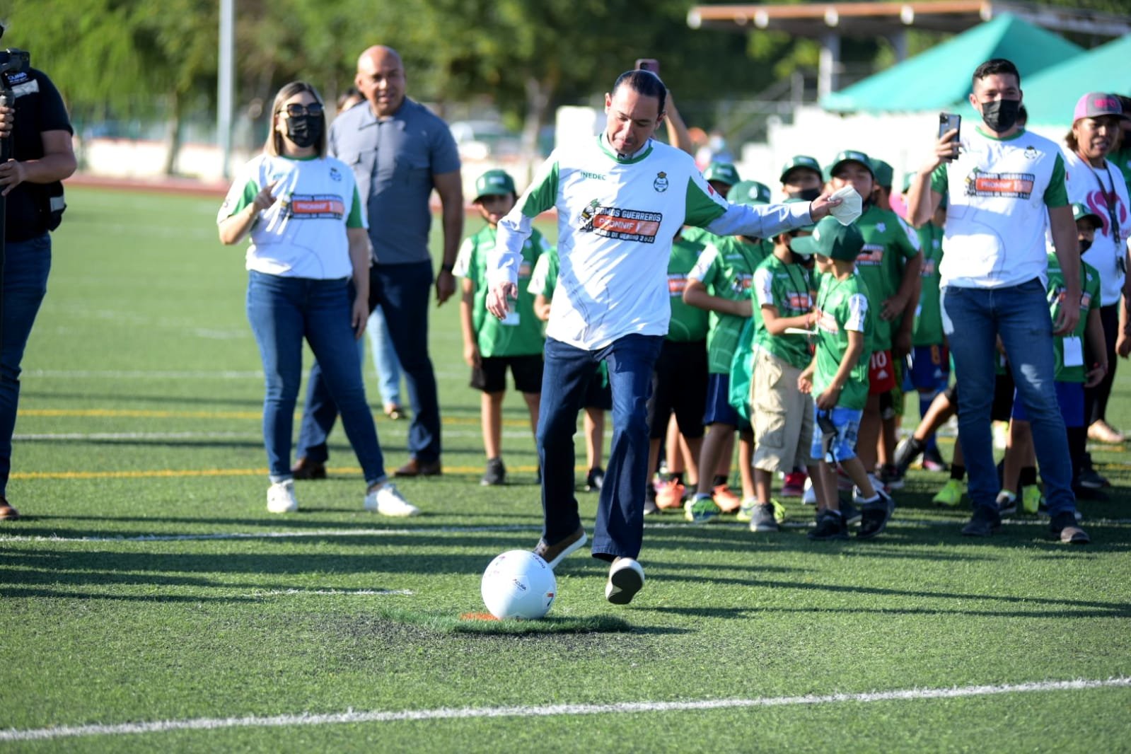Arranca Emilio de Hoyos Curso de Verano “Somos Guerreros”