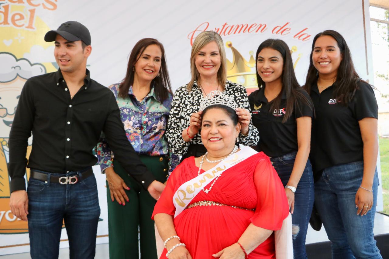 Celebra Norma Treviño a los <br>abuelitos con gran festejo