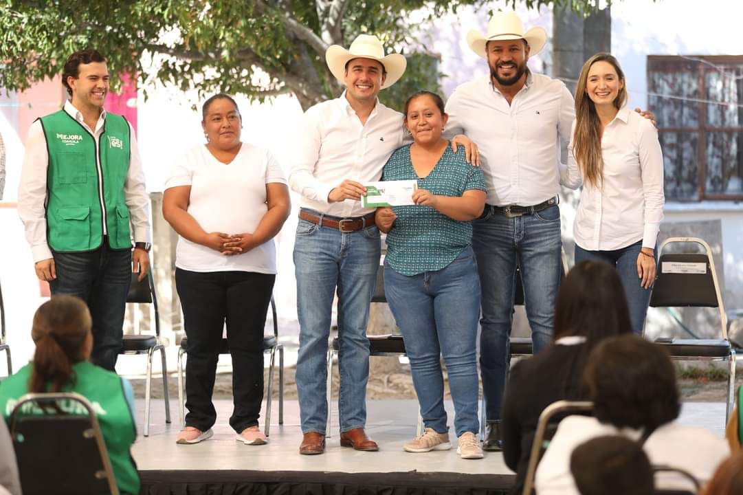 Lleva Manolo obras y programas <br>sociales a General Cepeda