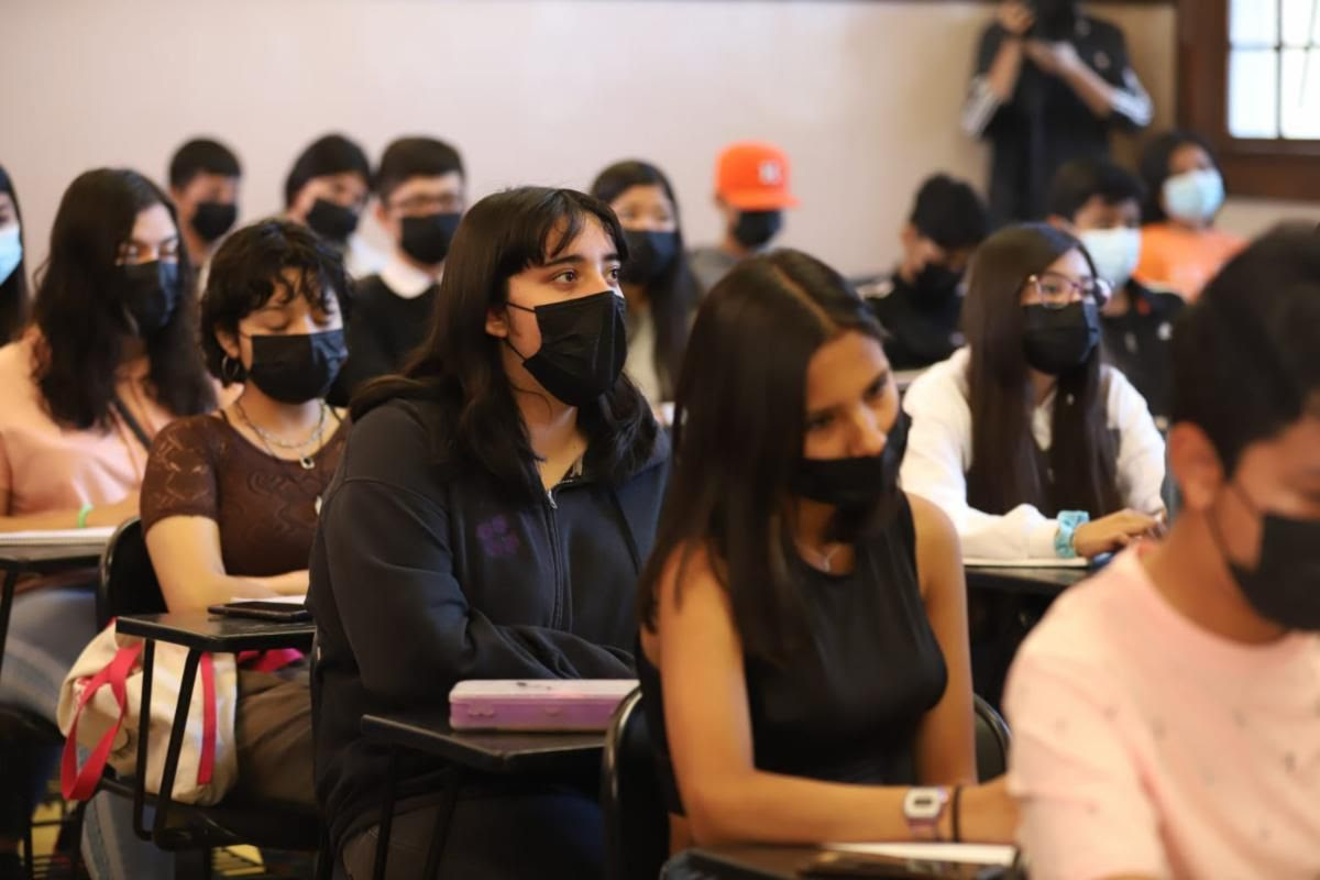 Invitan a saltillenses a inscribirse para apoyos escolares