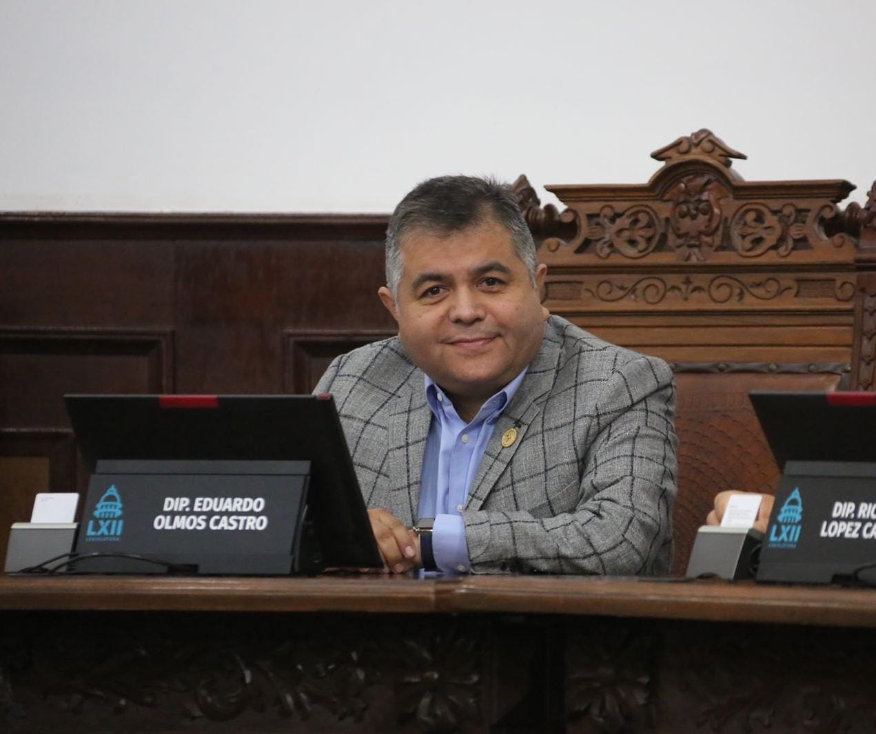 Plantean diputados más estaciones para carga de vehículos eléctricos e híbridos