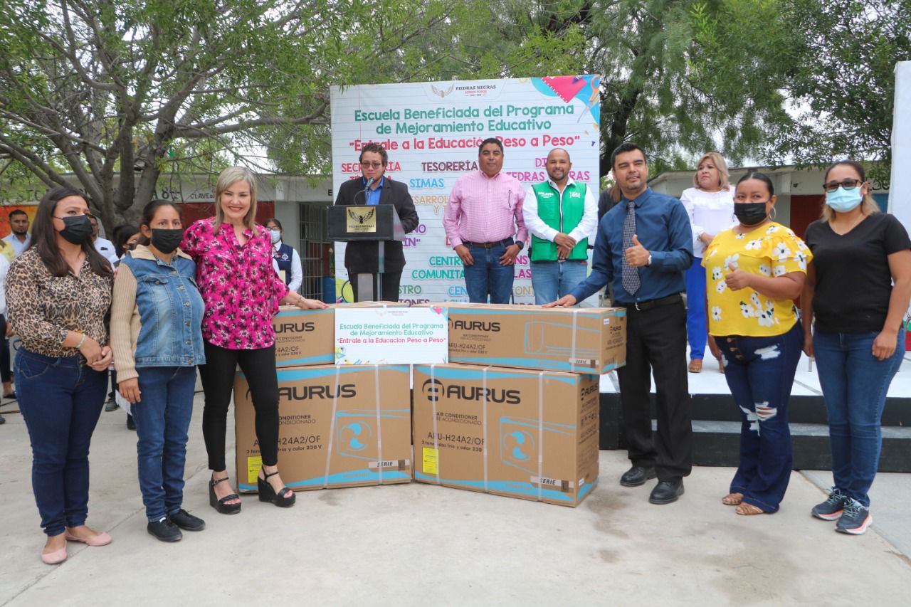 Realizan brigada “Todos a la escuela” en la Técnica No. 84 de PN