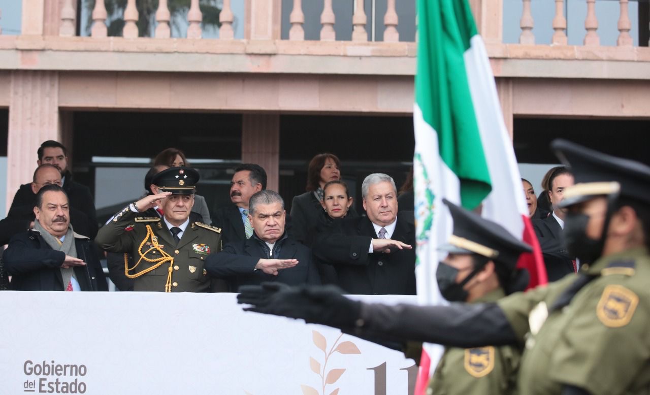 Preside MARS desfile por el <br>112 aniversario de la Revolución