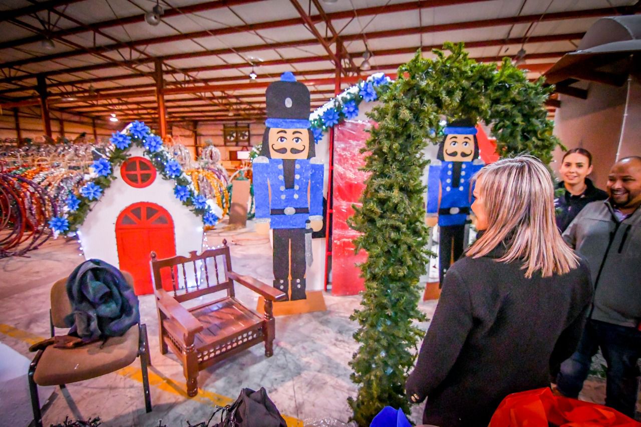 Se prepara Piedras Negras para la Navidad