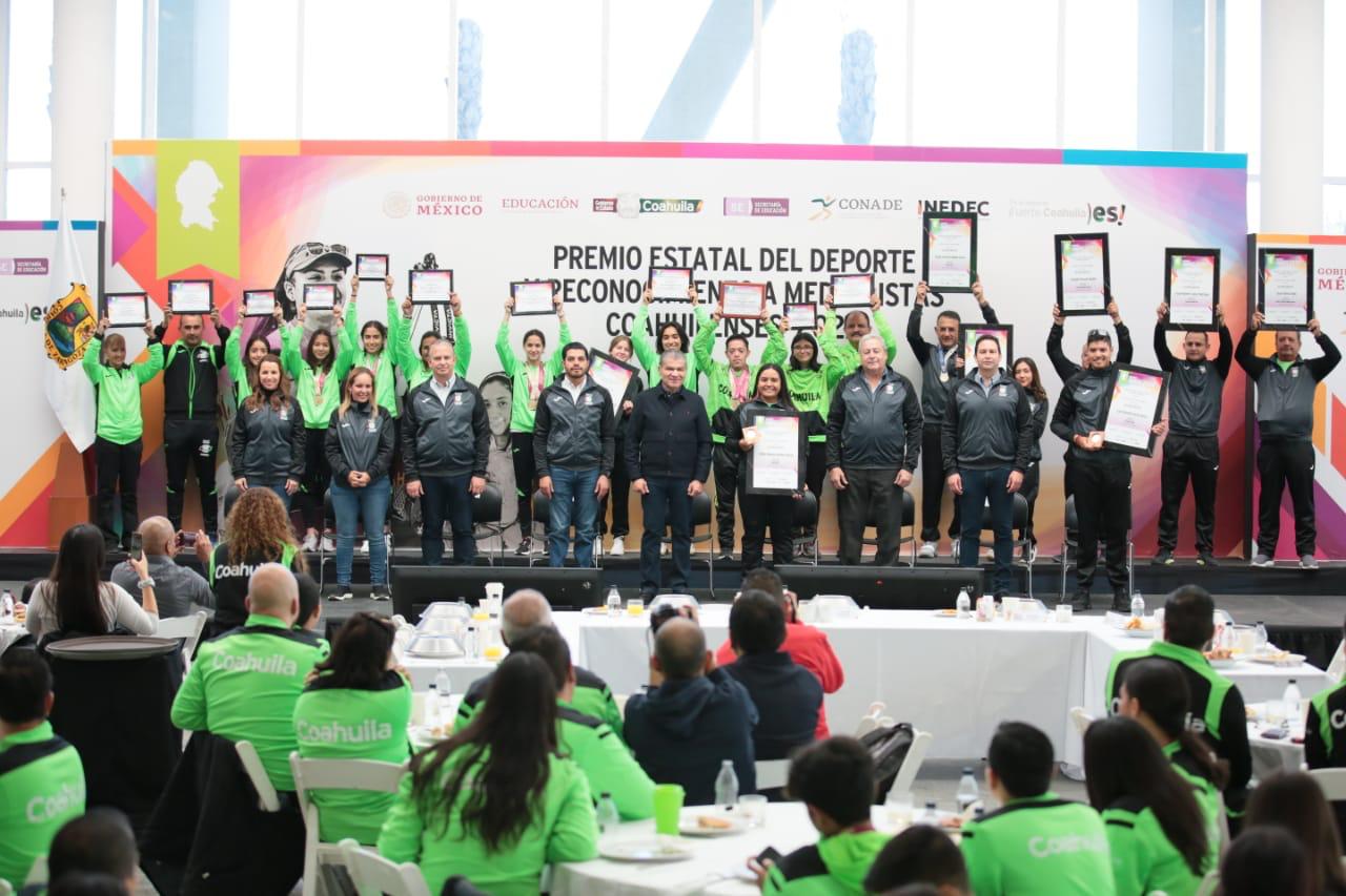 Entrega MARS el premio estatal del Deporte 2022