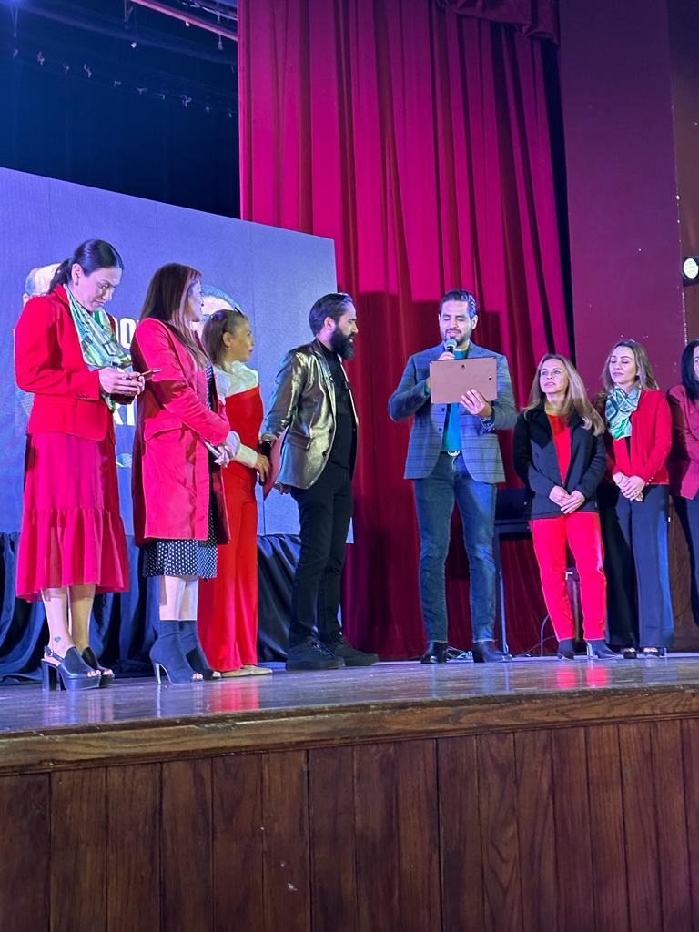 Acercan conferencia de negocios de Carlos Muñoz a emprendedoras de Saltillo