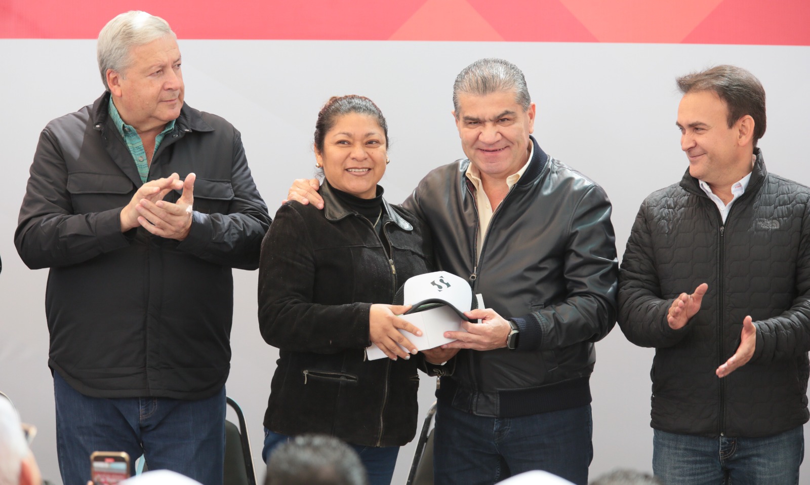 Arrancan Miguel Riquelme y Chema Fraustro programa de empleo temporal