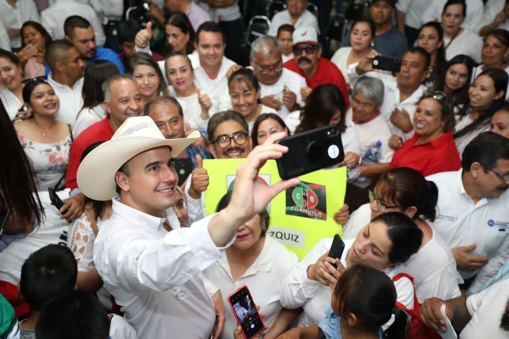 Inicia Manolo recorrido por todas <br>las regiones de Coahuila