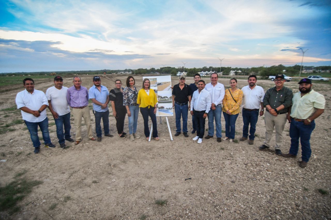 Transforman terrenos en desuso en canchas de fútbol