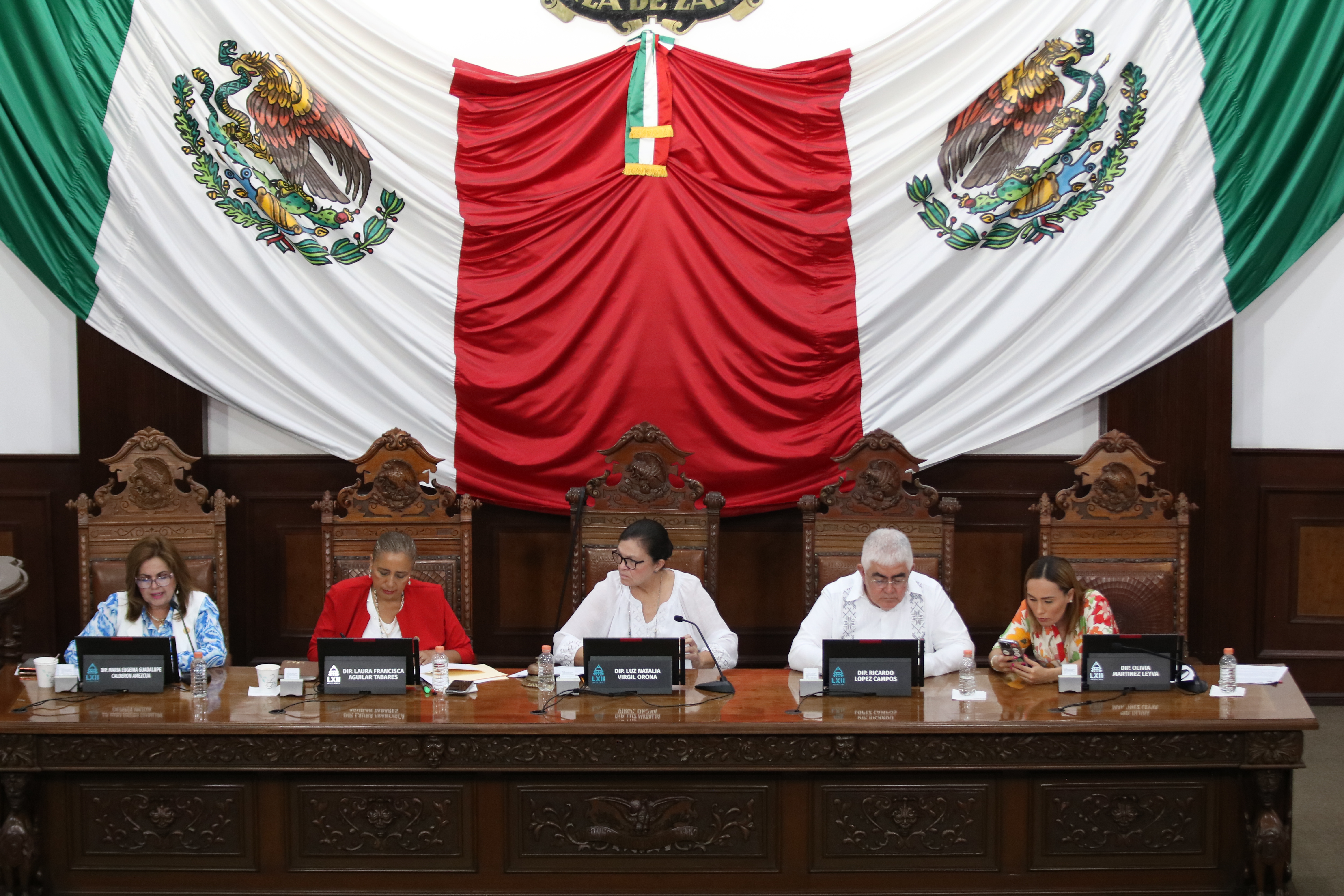 Autoriza Congreso del Estado convocatorias para comisionado del ICAI y titular de la CDHEC