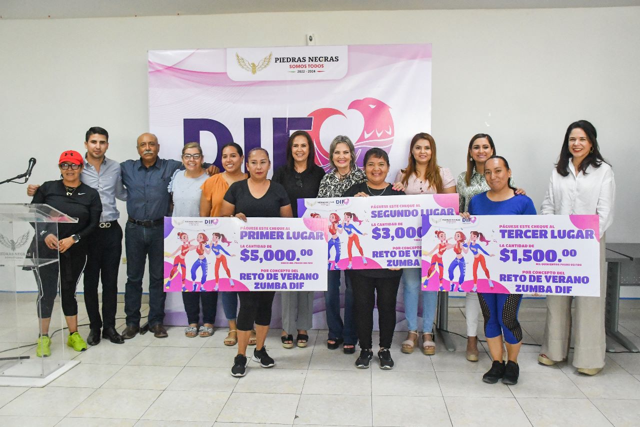 Clausura alcaldesa reto de zumba en el DIF Municipal