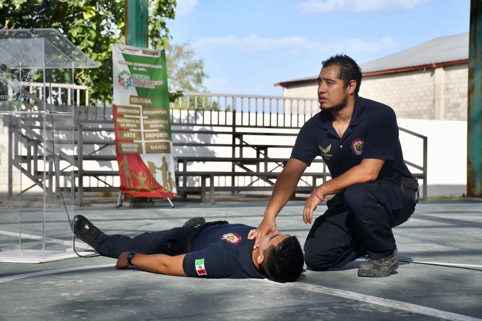 Imparten curso/taller de primeros auxilios en el hogar
