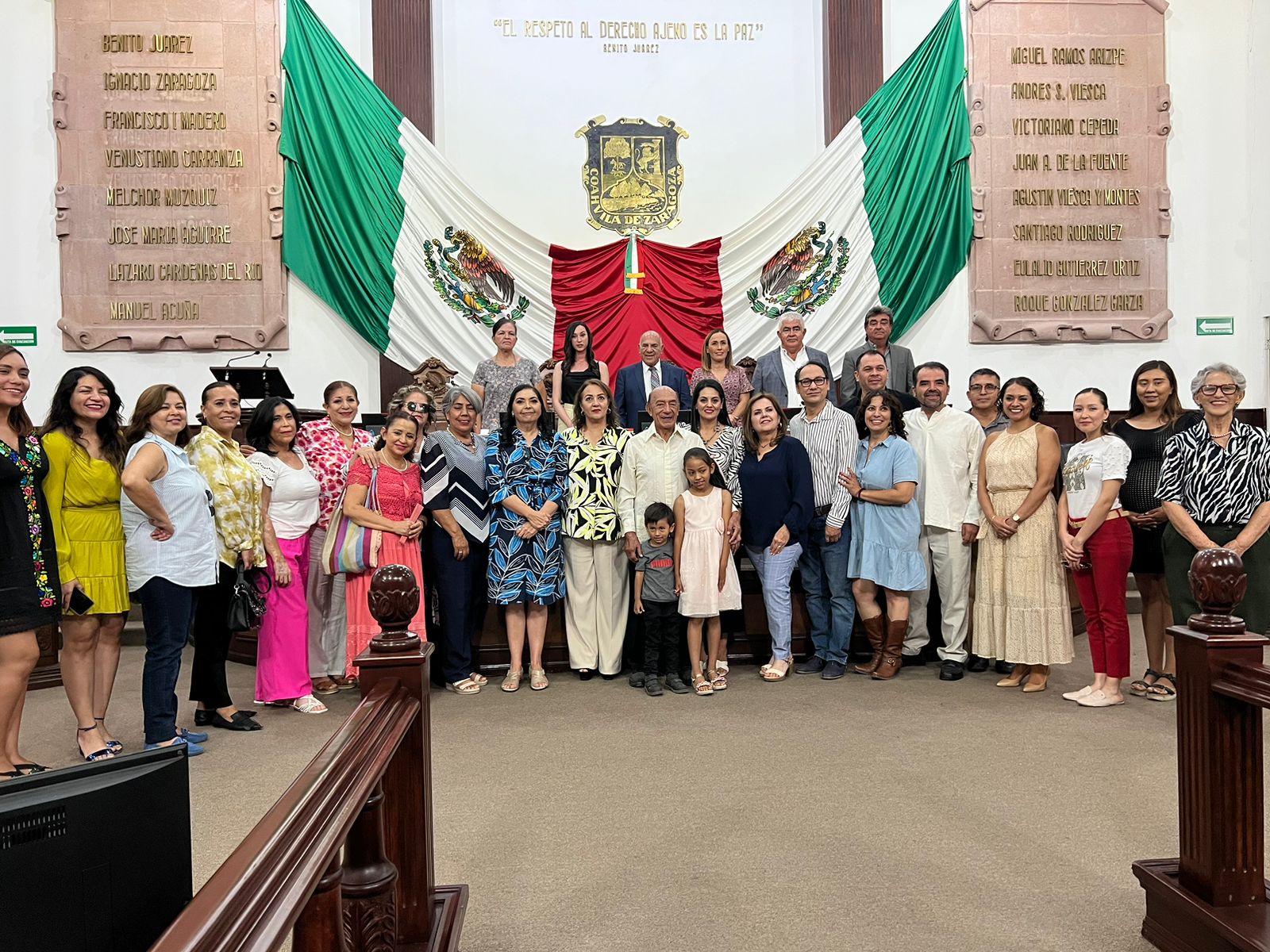 Reconoce Luz Elena Morales invaluable contribución del Ballet Folklórico del Estado de Coahuila en su 50 Aniversario