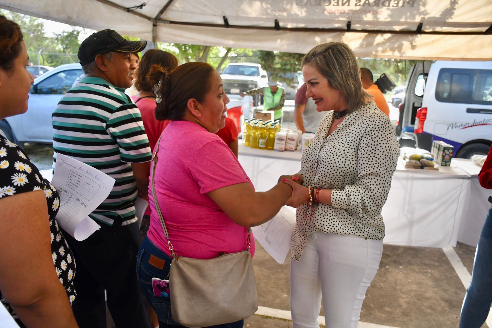 Continúa “Mi canasta básica” beneficiando economía de familias de Piedras Negras