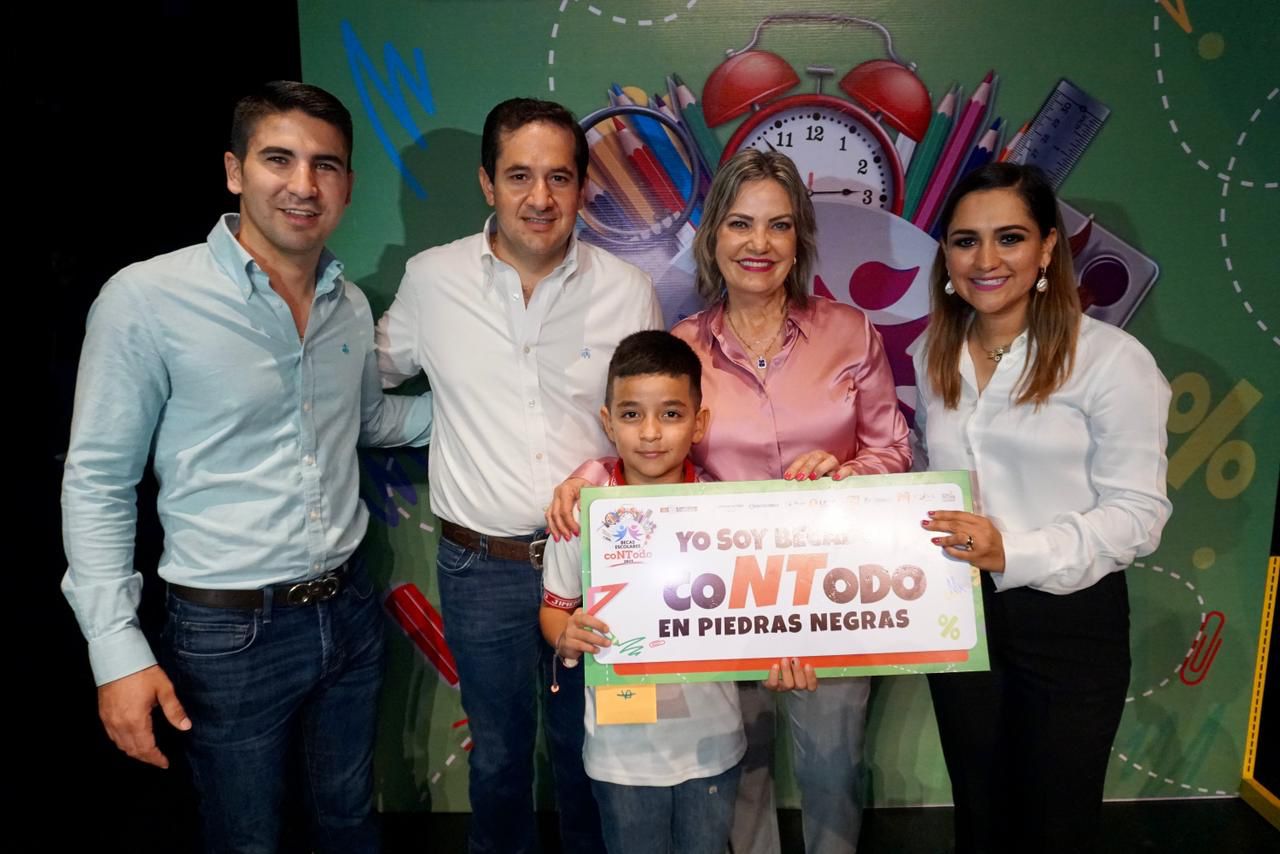 Inicia Norma Treviño entrega de más de 8,500 “Becas coNTodo”
