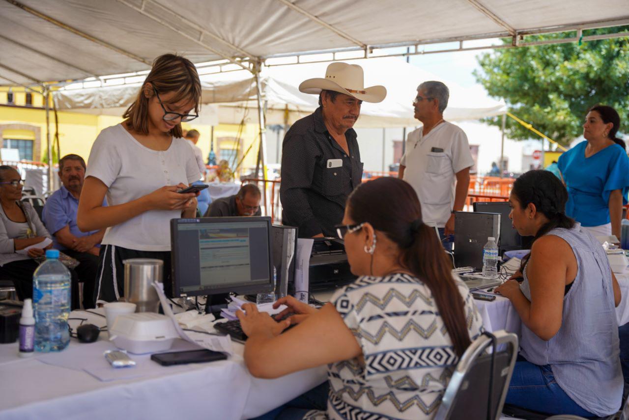 Se benefician familias ramosarizpenses con expedición gratuita de documentos