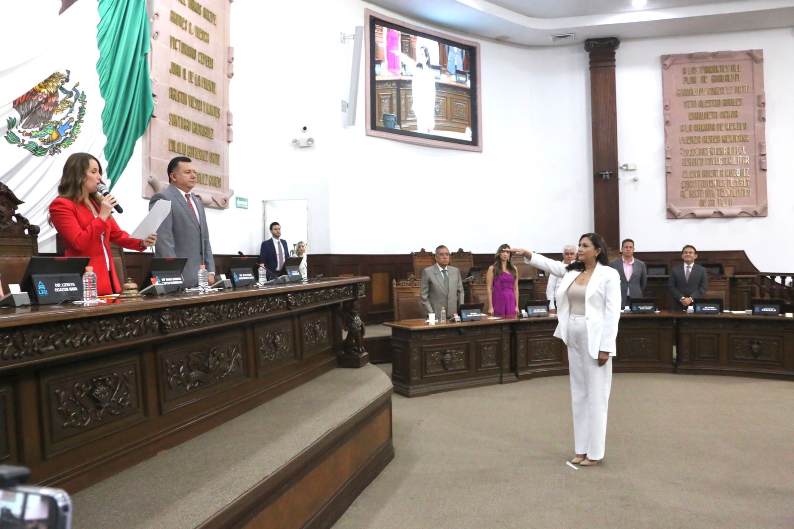 Toma protesta el Congreso del Estado a nueva Comisionada Presidenta del ICAI