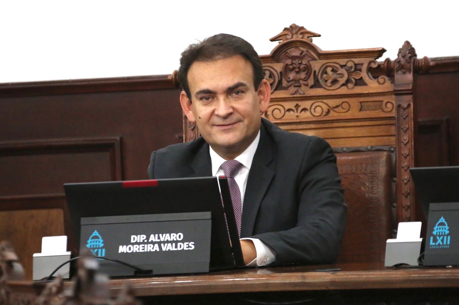 Exhorta Álvaro Moreira a CFE apoyo a usuarios y solución ante cobros excesivos 