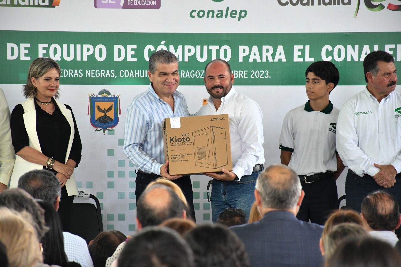 Fortalecen educación media superior de nigropetenses