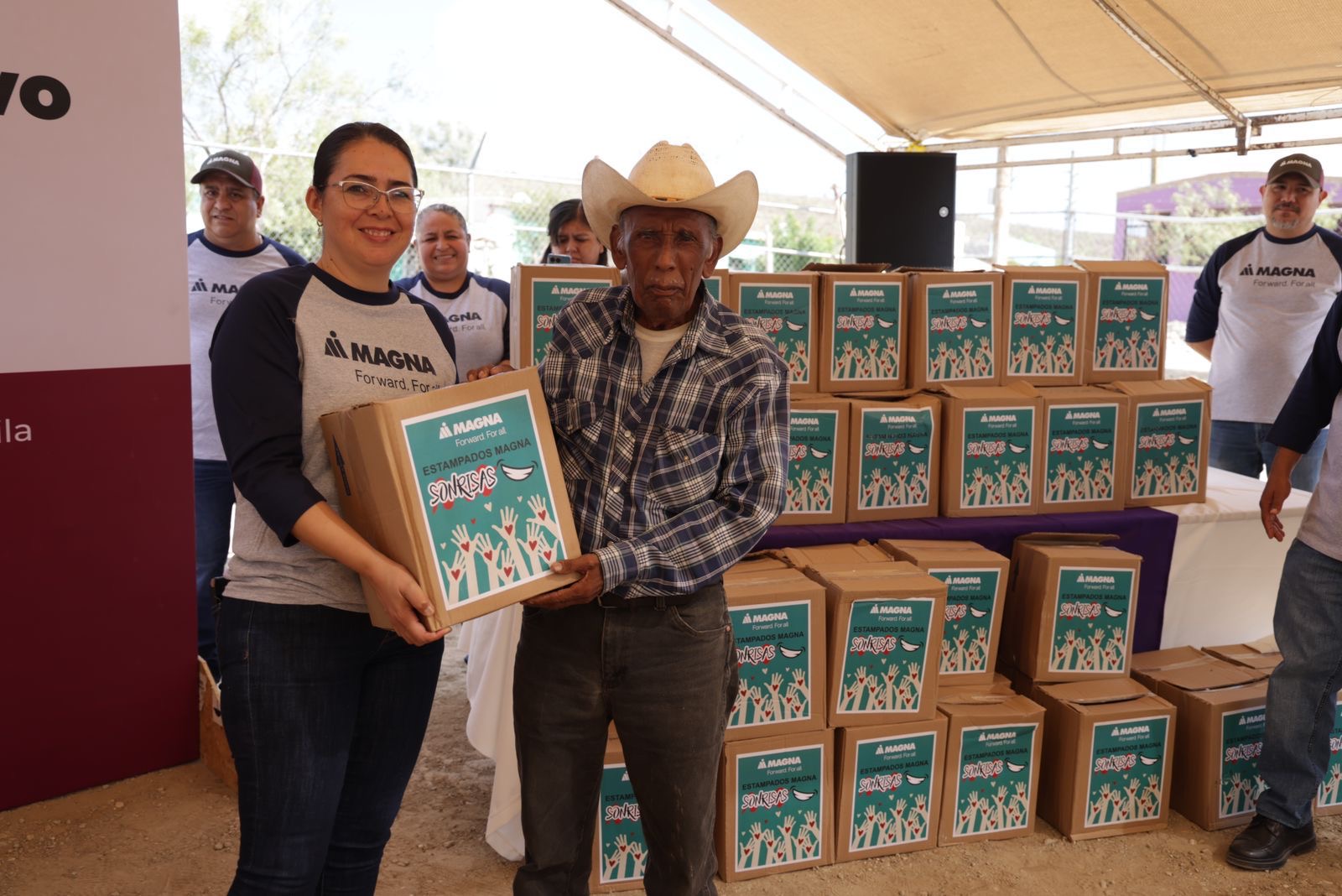 Se unen DIF Ramos Arizpe y Magna Estampados a favor de la zona rural