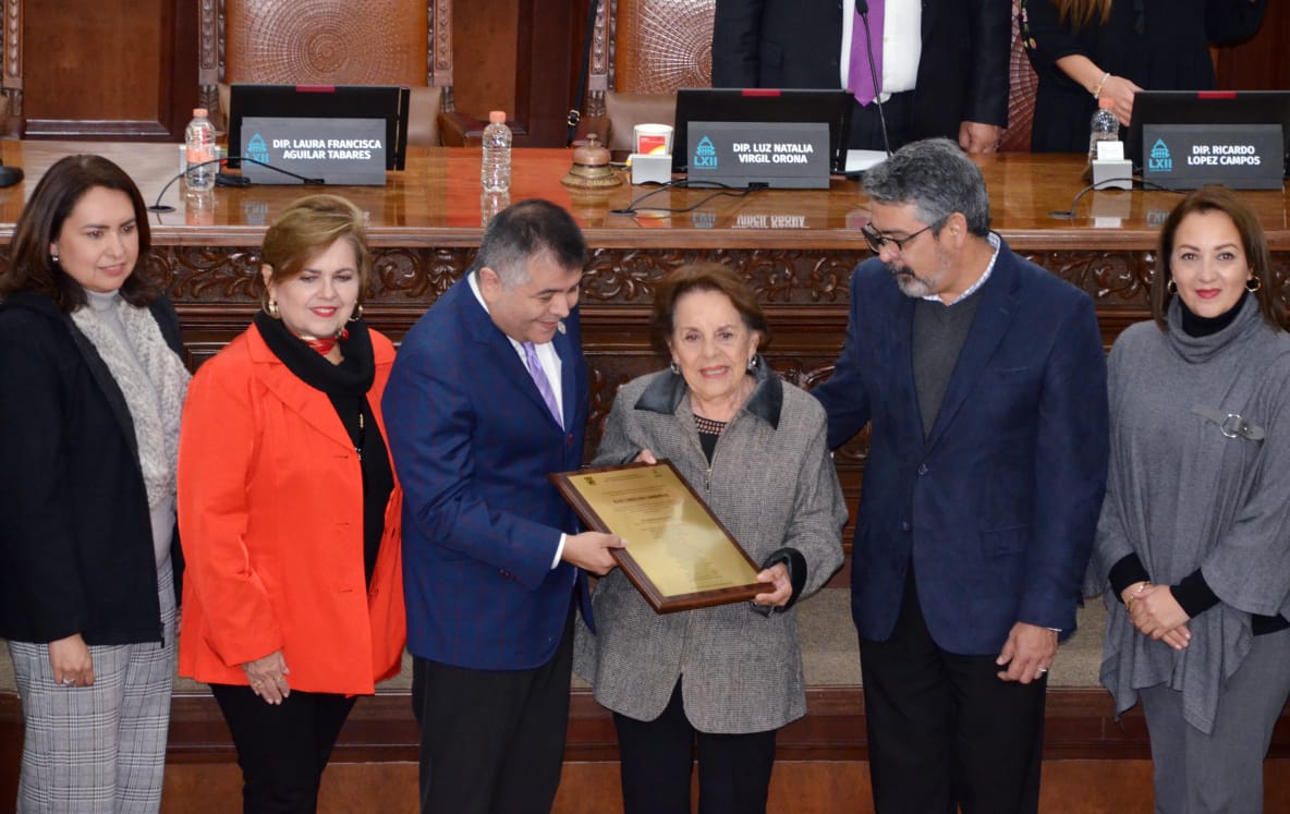 Congreso del Estado de Coahuila rinde homenaje al maestro Eloy Cerecero Sandoval