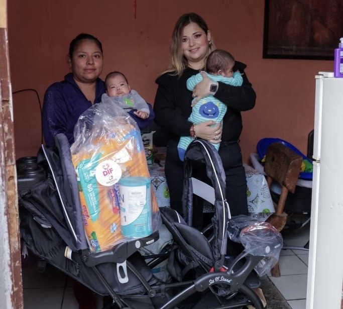 Continúa Ana Lucía Cavazos con entregas del programa “bienvenido a Ramos”