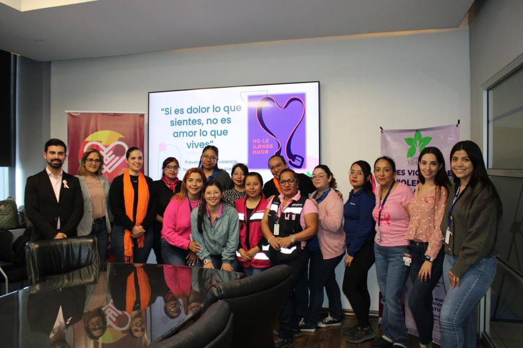 DIF Ramos Arizpe y Novac promueven derechos de la mujer en empresas