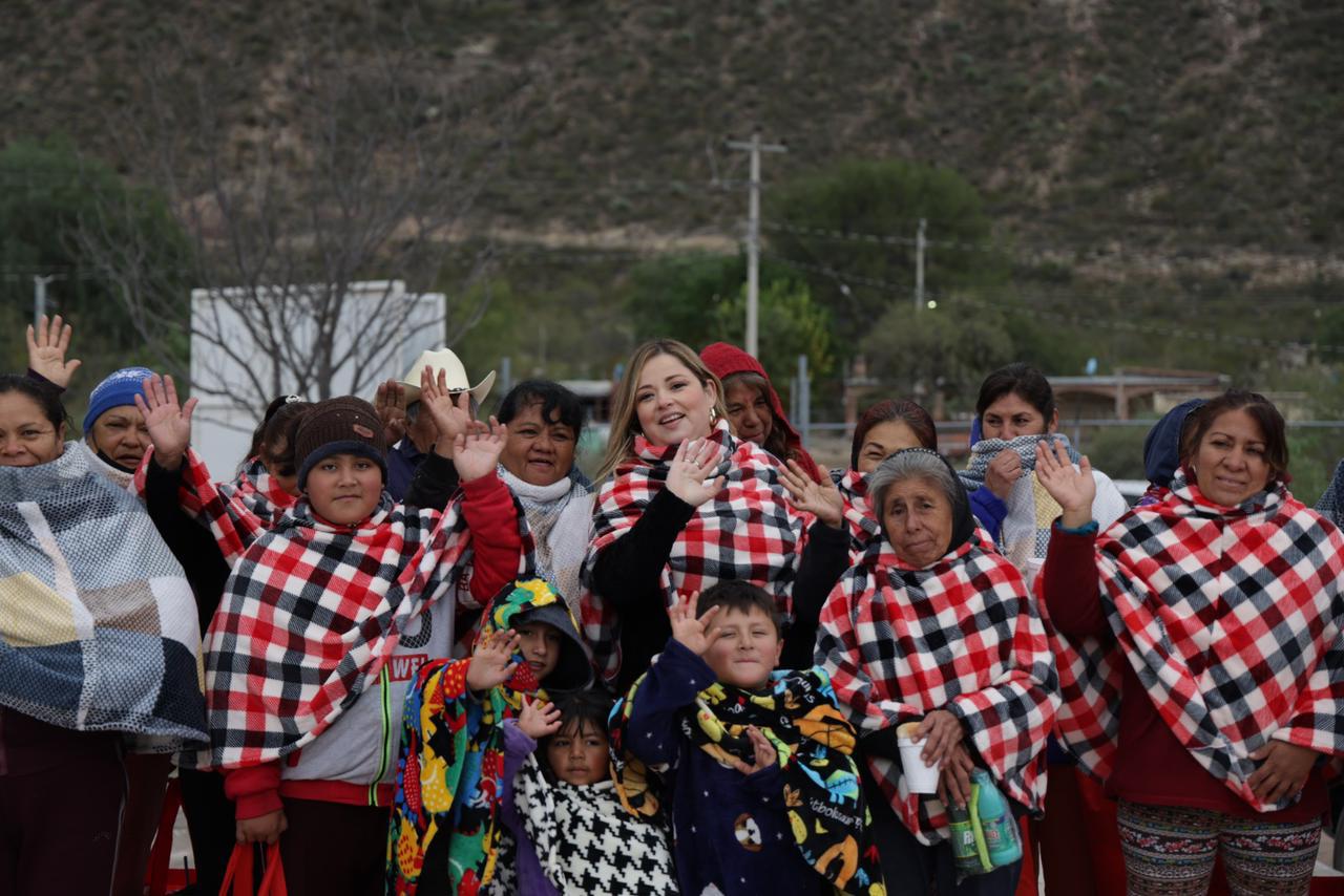 Inicia Ana Lucía Cavazos brigadas invernales para ejidos
