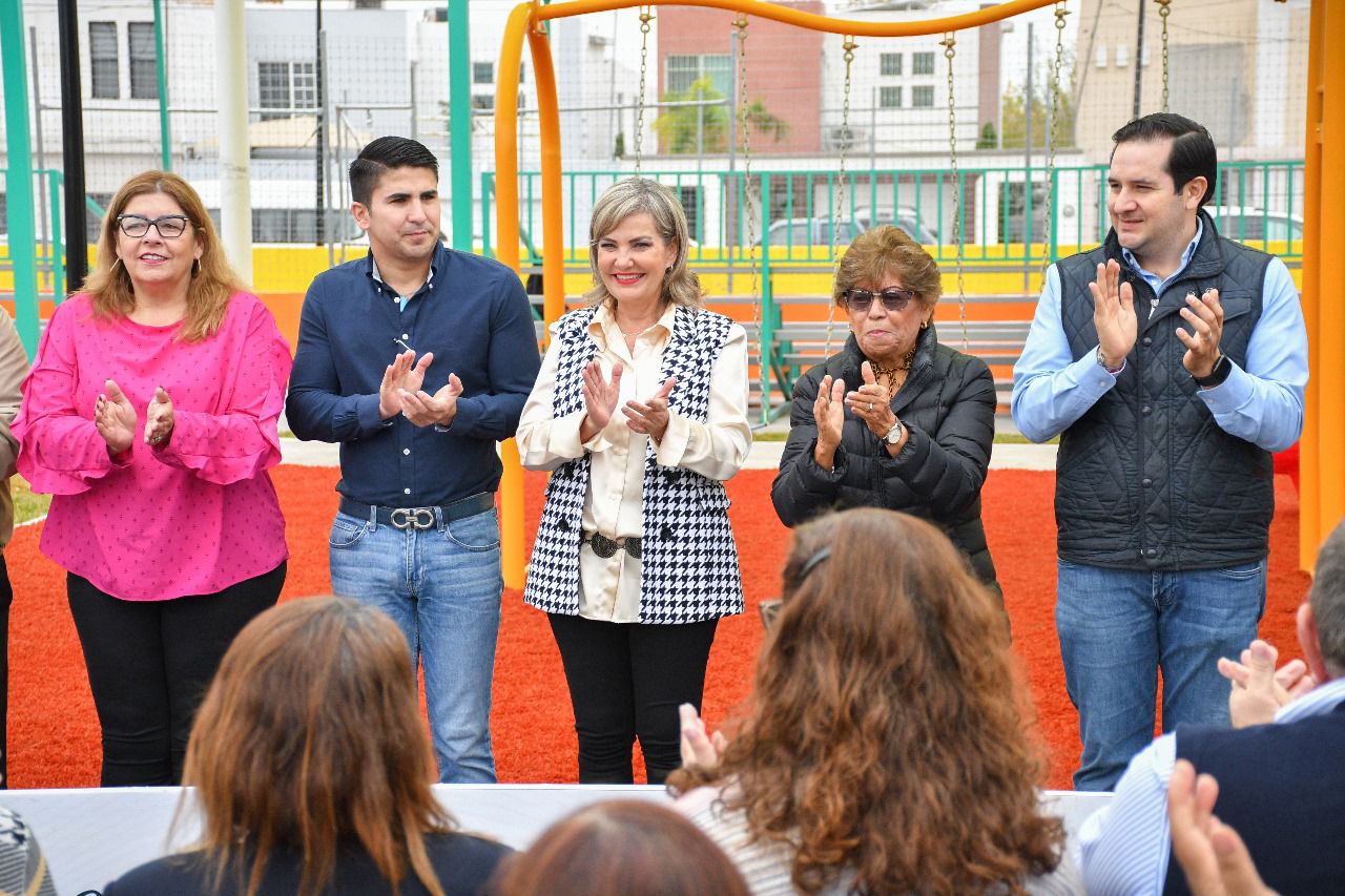 Rehabilita Municipio plaza pública en la colonia Guillén