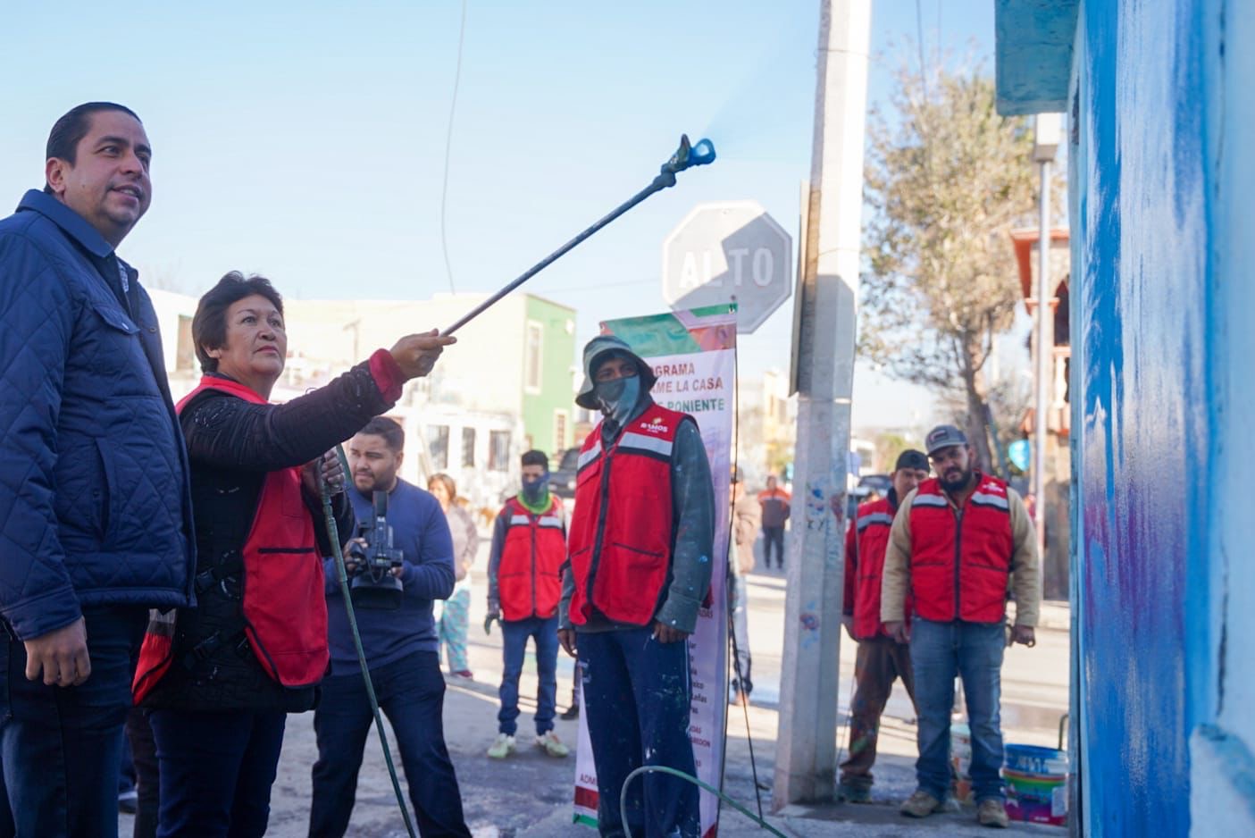 Chema Morales da banderazo para enchular casas de Valle Poniente