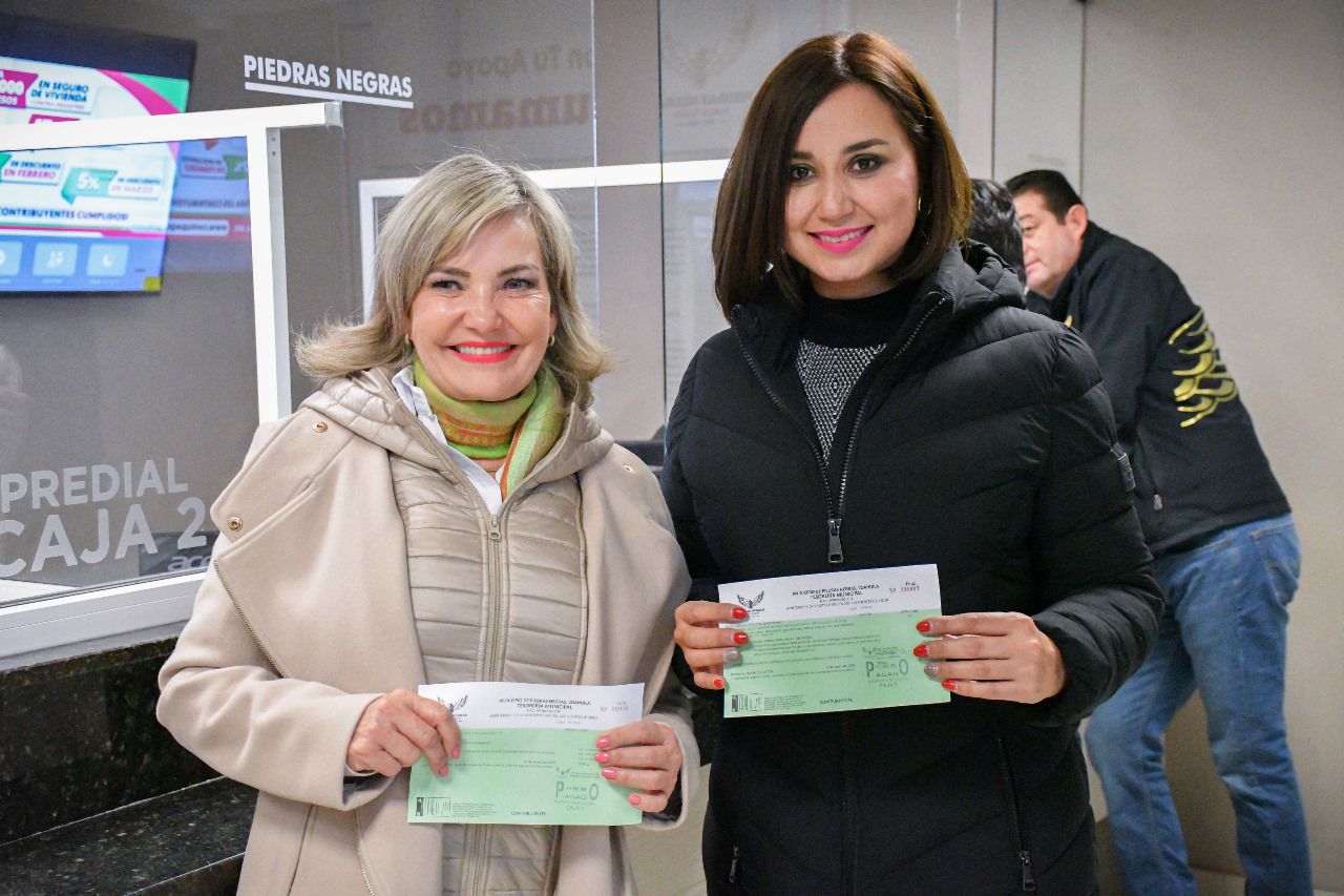 Agradece alcaldesa a contribuyentes cumplidos en el predial