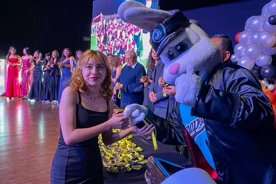 Reconocen a jugadores y promotores del béisbol en Ramos Arizpe