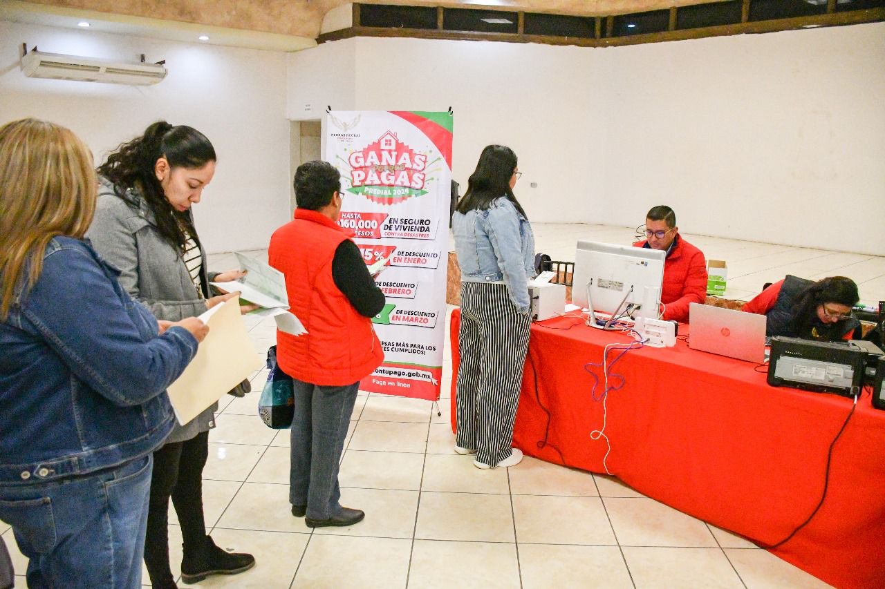 Llevan módulos de Simas y Tesorería a maestros de la Sección V