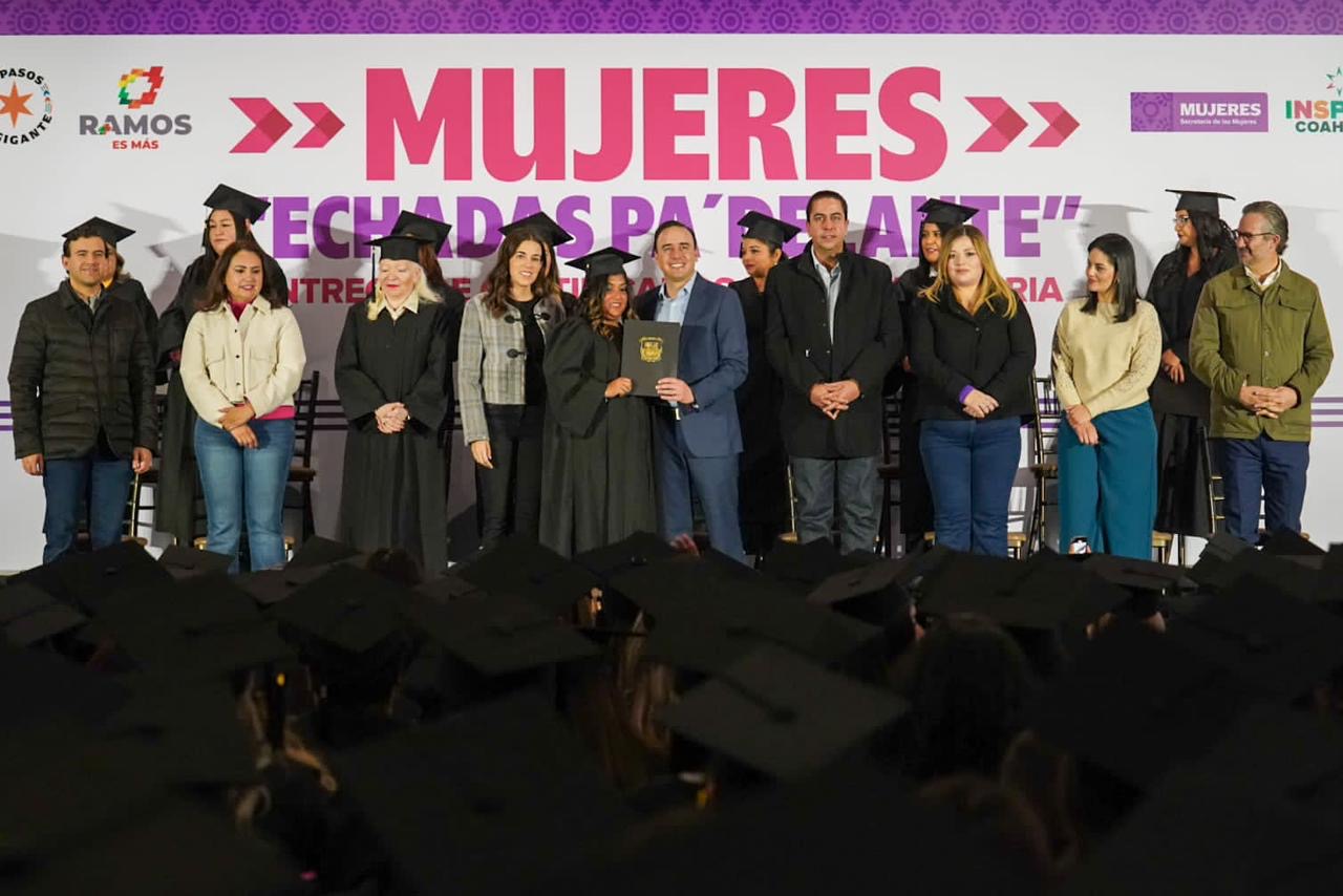 Junto con Manolo Jiménez, Ramos Arizpe continúa con los programas a favor de las mujeres