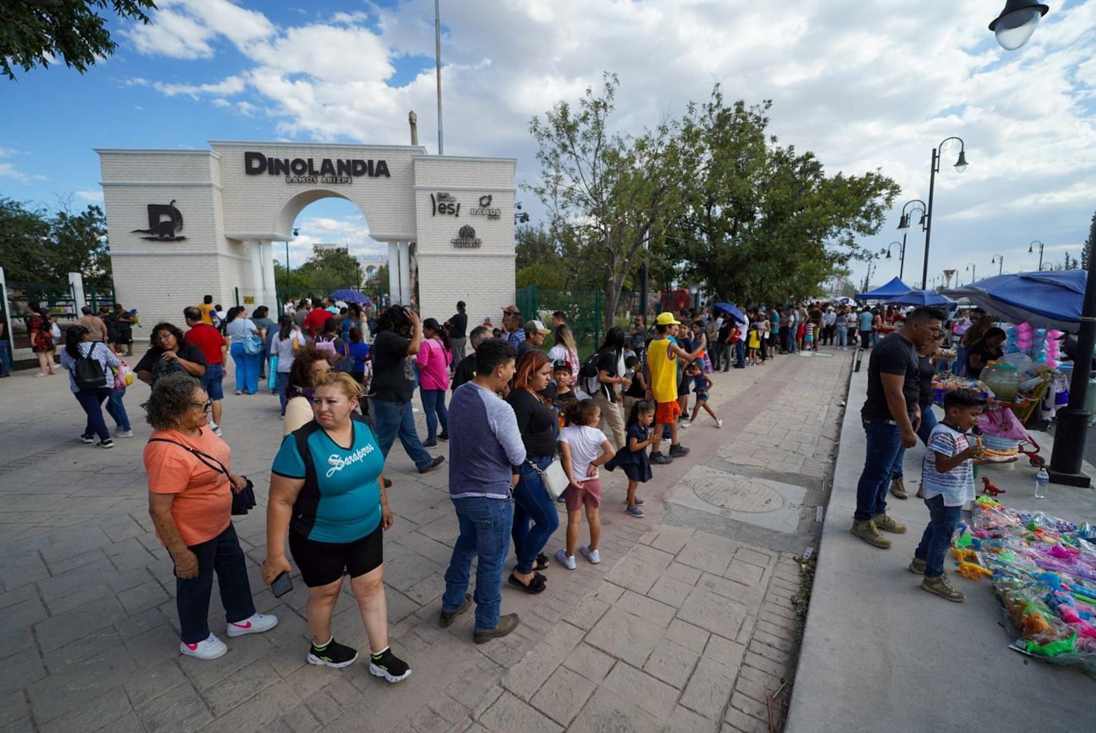 Más de 160 mil personas han visitado “Dinolandia” en Ramos Arizpe